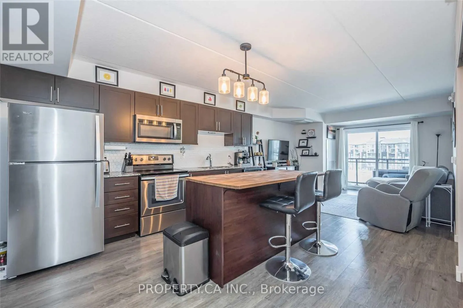 301 - 25 KAY CRESCENT