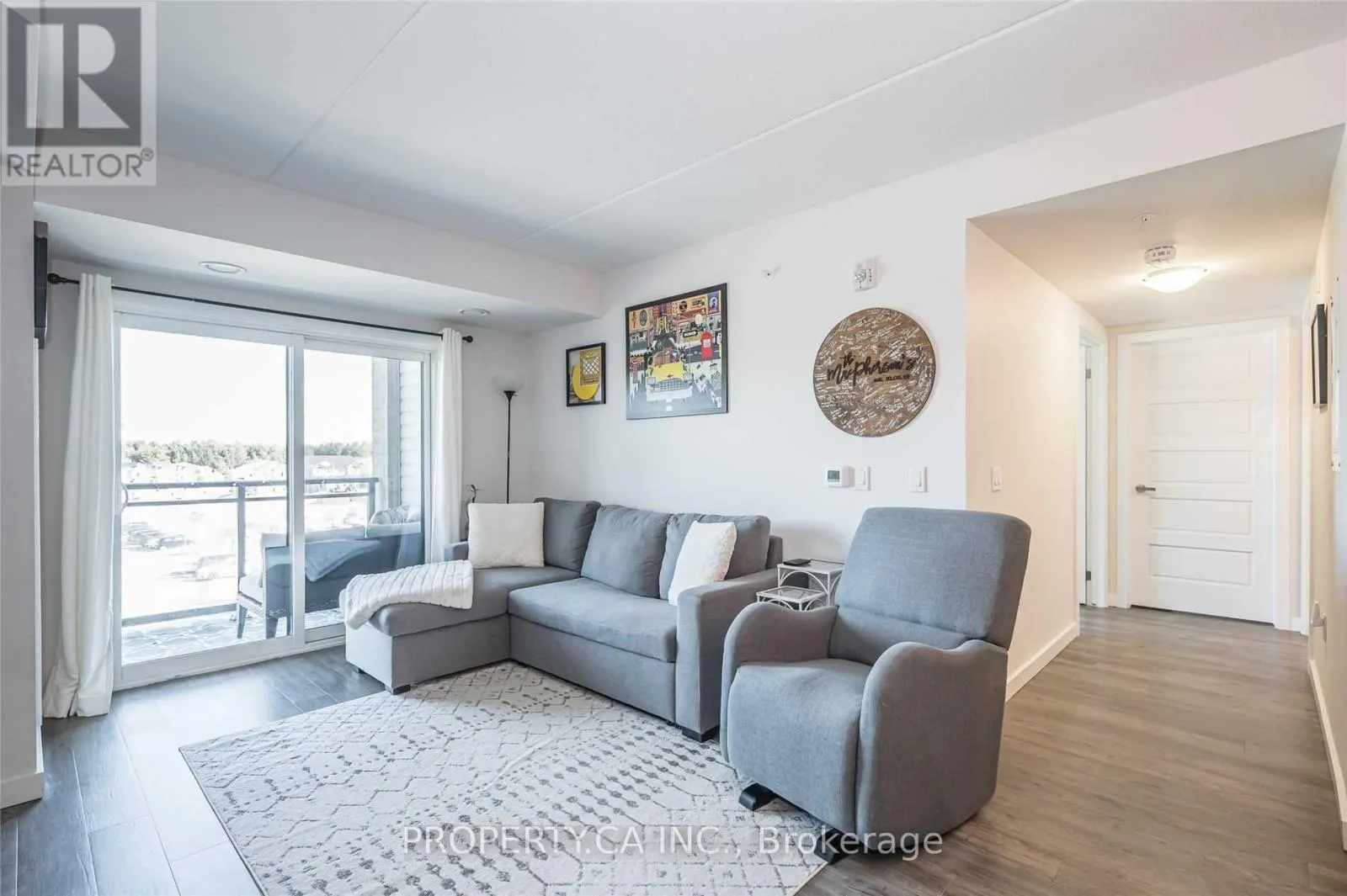 301 - 25 KAY CRESCENT