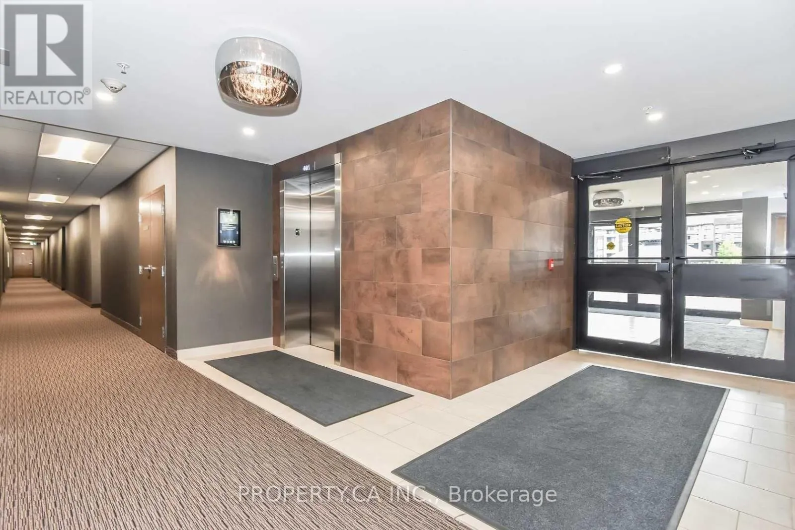 301 - 25 KAY CRESCENT