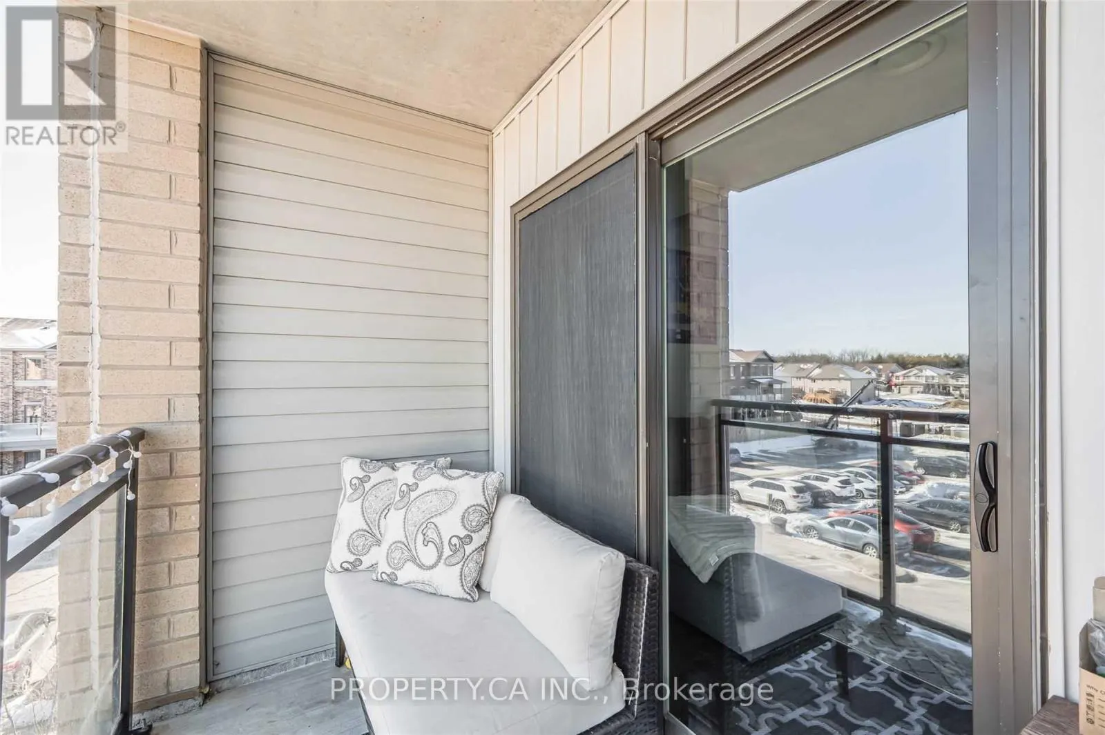 301 - 25 KAY CRESCENT