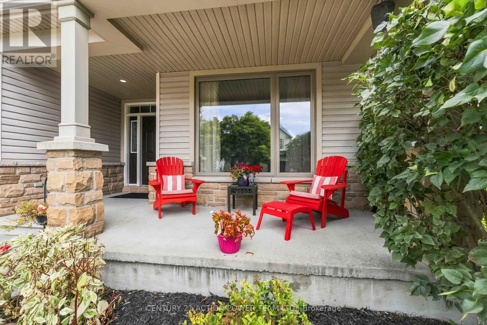 83 BLACKSHIRE CIRCLE