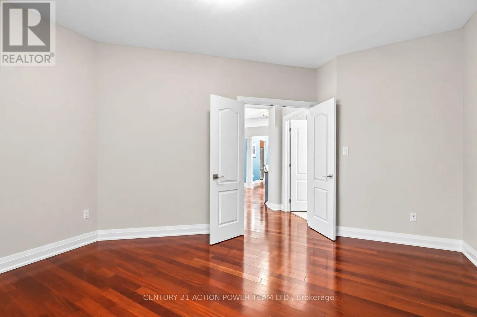 83 BLACKSHIRE CIRCLE
