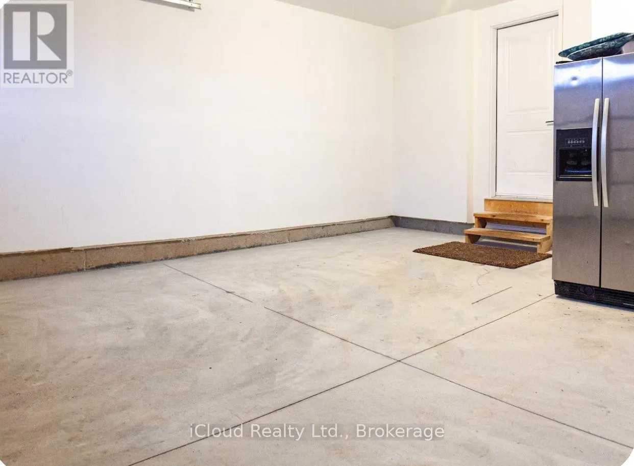 36 - 4311 MANN STREET