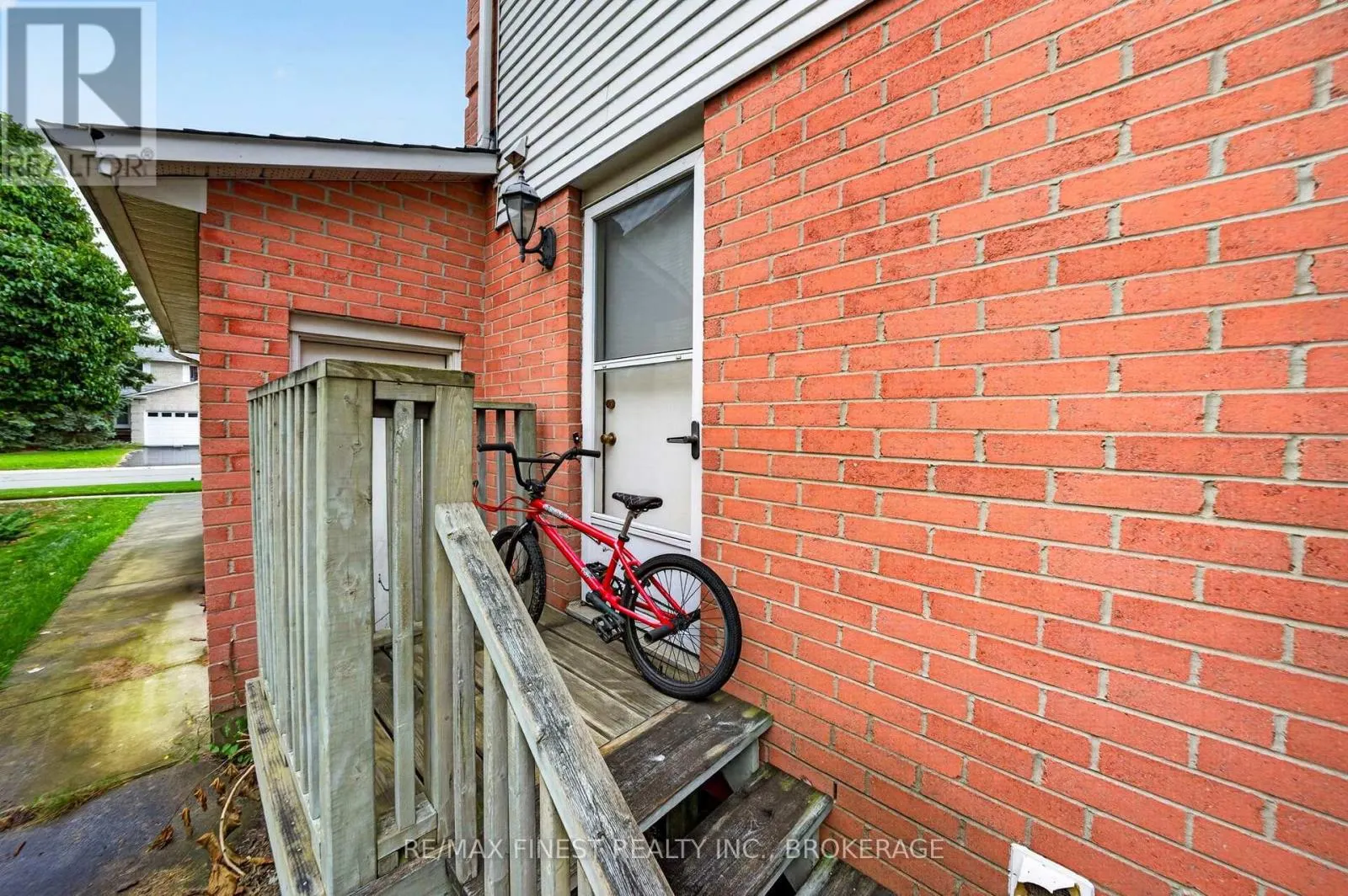 853 APPLE DOWN DRIVE