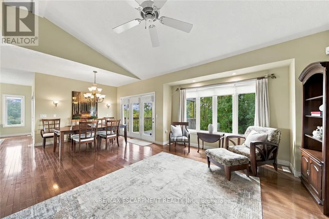 9 - 500 LAKEVIEW DRIVE