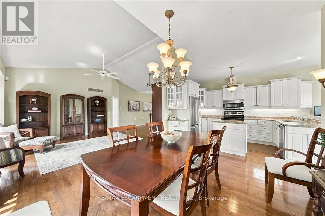 9 - 500 LAKEVIEW DRIVE