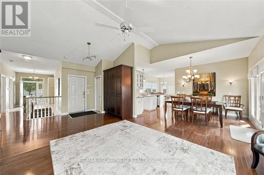 9 - 500 LAKEVIEW DRIVE