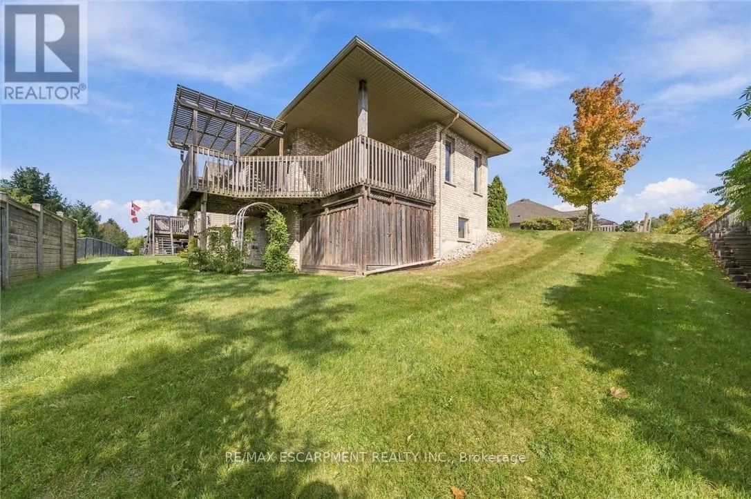 9 - 500 LAKEVIEW DRIVE