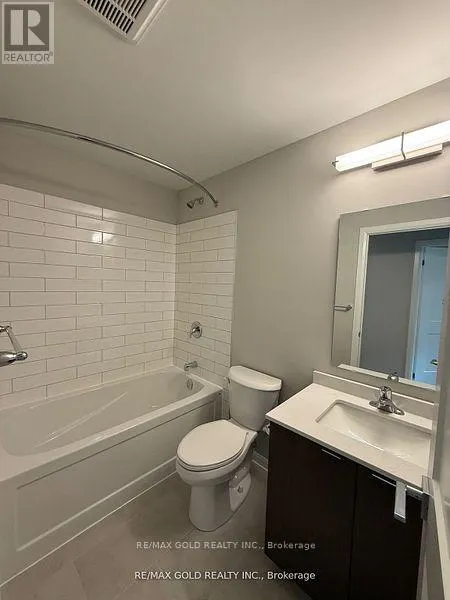 210 - 708 WOOLWICH STREET