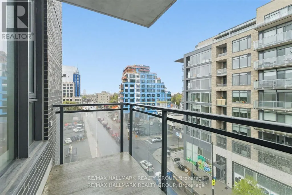 611 - 101 RICHMOND ROAD