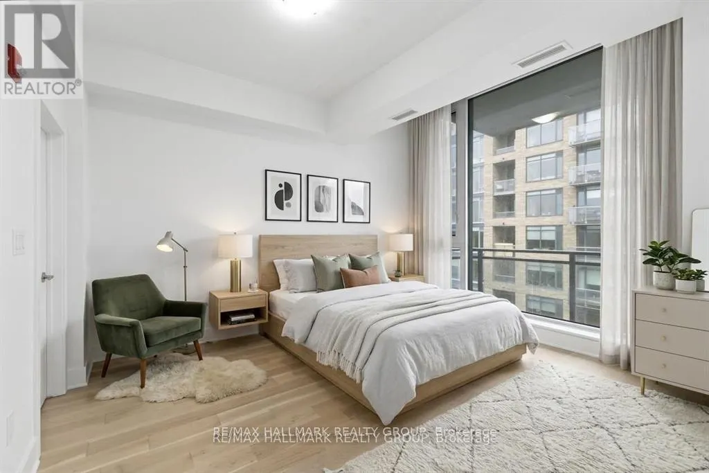 611 - 101 RICHMOND ROAD