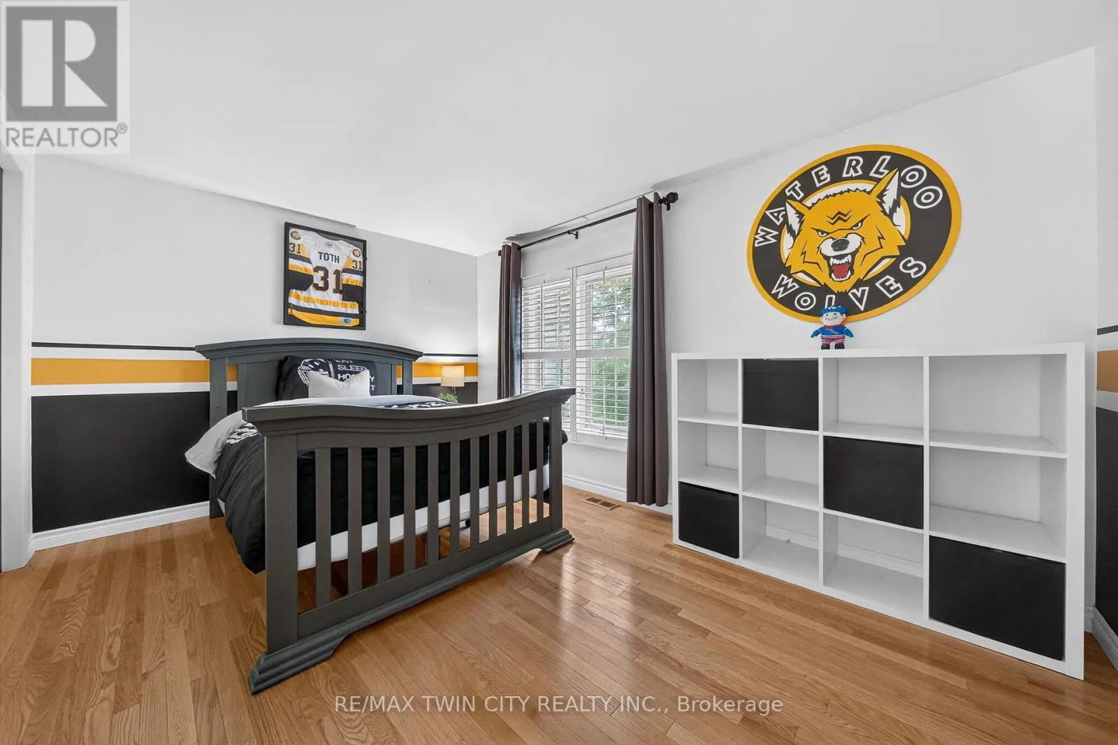 114 FREDERICK BANTING PLACE