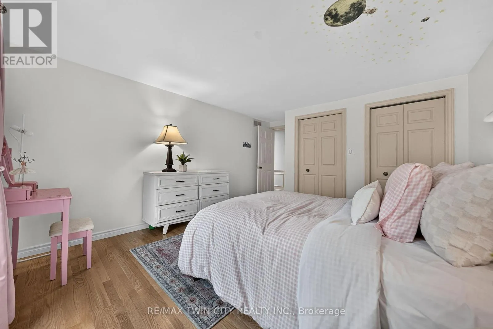 114 FREDERICK BANTING PLACE