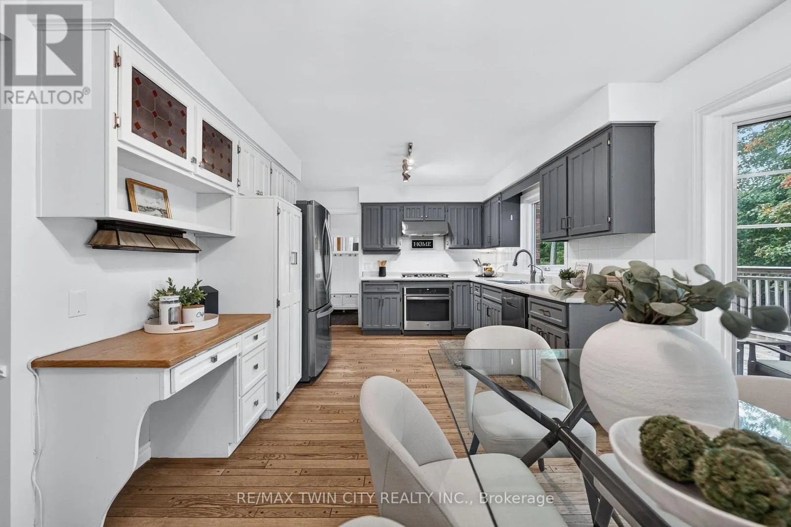 114 FREDERICK BANTING PLACE