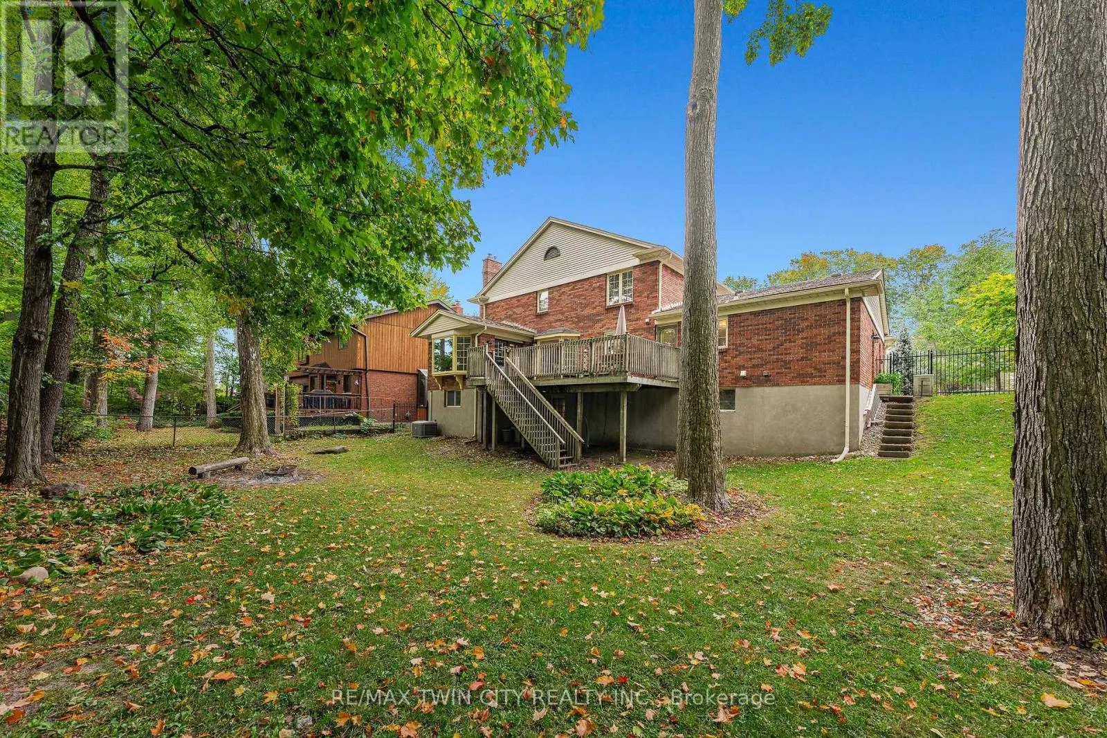 114 FREDERICK BANTING PLACE