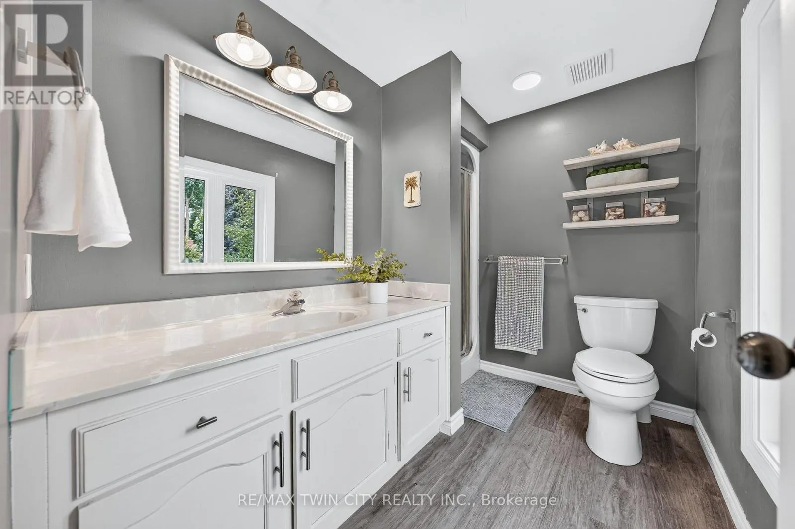 114 FREDERICK BANTING PLACE