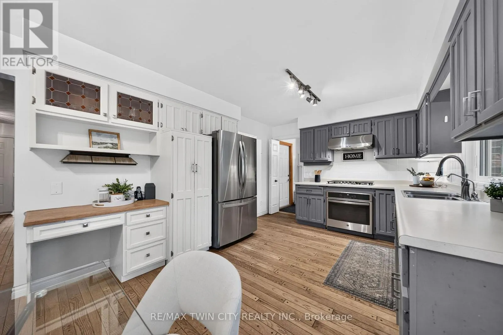 114 FREDERICK BANTING PLACE