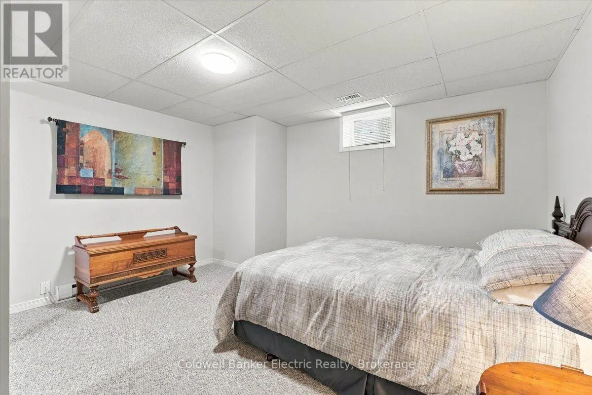 35 - 300 FRANMOR DRIVE #35