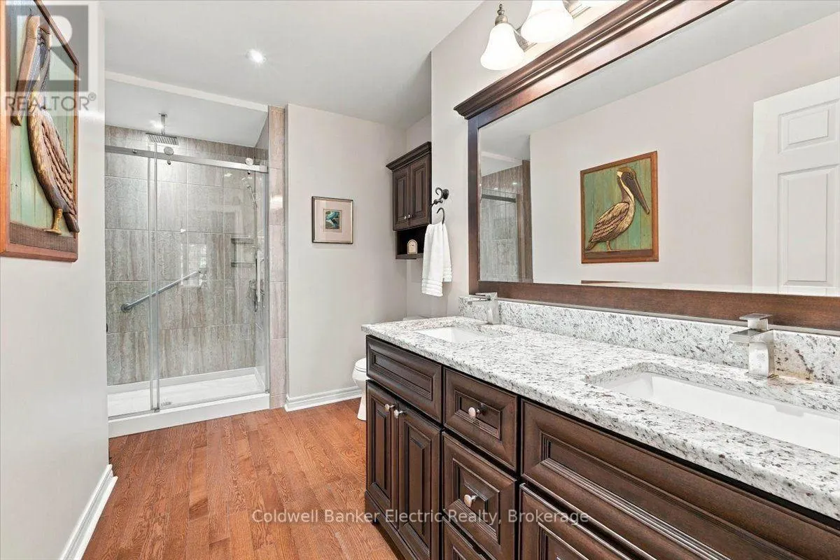 35 - 300 FRANMOR DRIVE #35