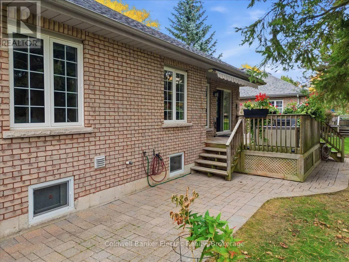 35 - 300 FRANMOR DRIVE #35