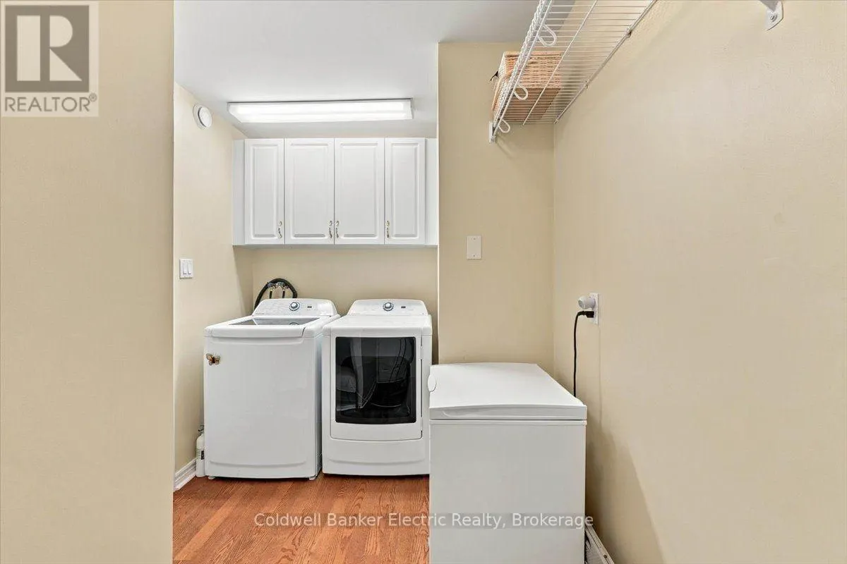 35 - 300 FRANMOR DRIVE #35