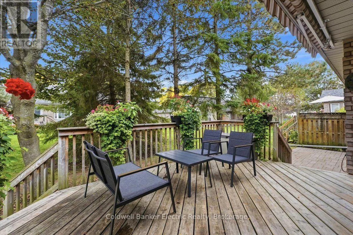 35 - 300 FRANMOR DRIVE #35