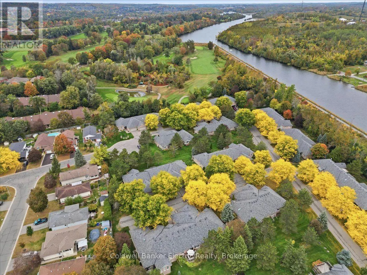 35 - 300 FRANMOR DRIVE #35