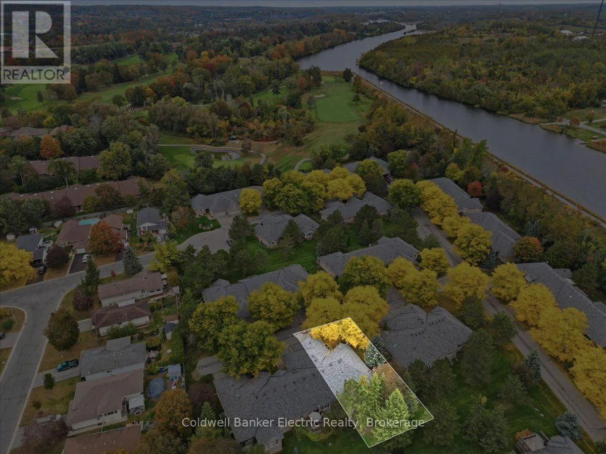 35 - 300 FRANMOR DRIVE #35