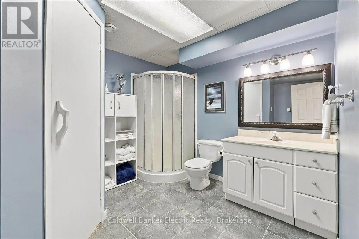 35 - 300 FRANMOR DRIVE #35