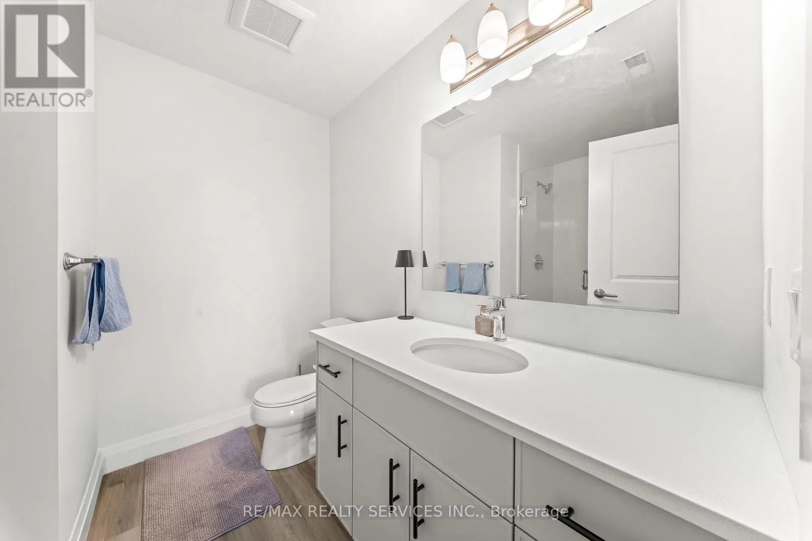 304 - 99B FARLEY ROAD