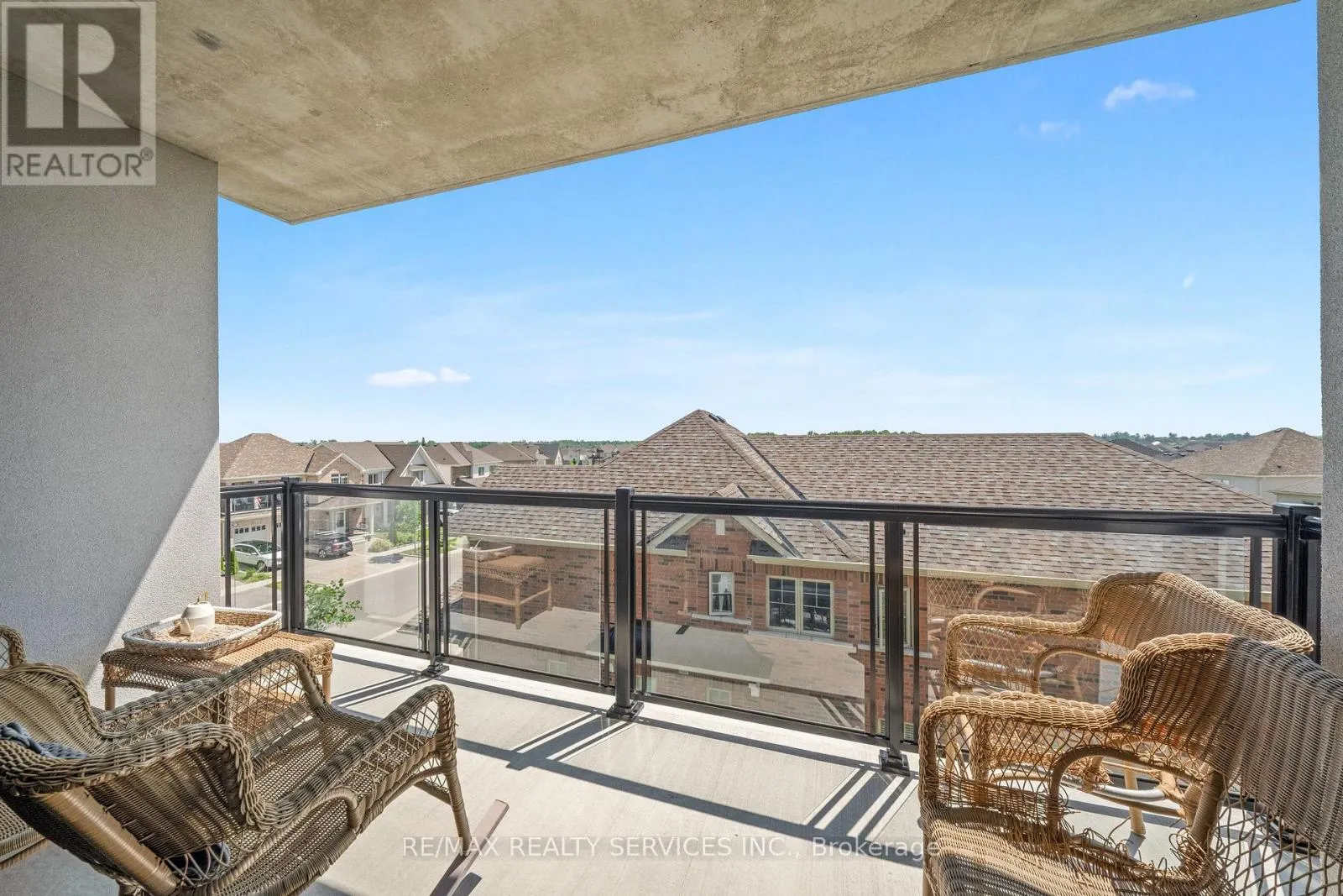 304 - 99B FARLEY ROAD