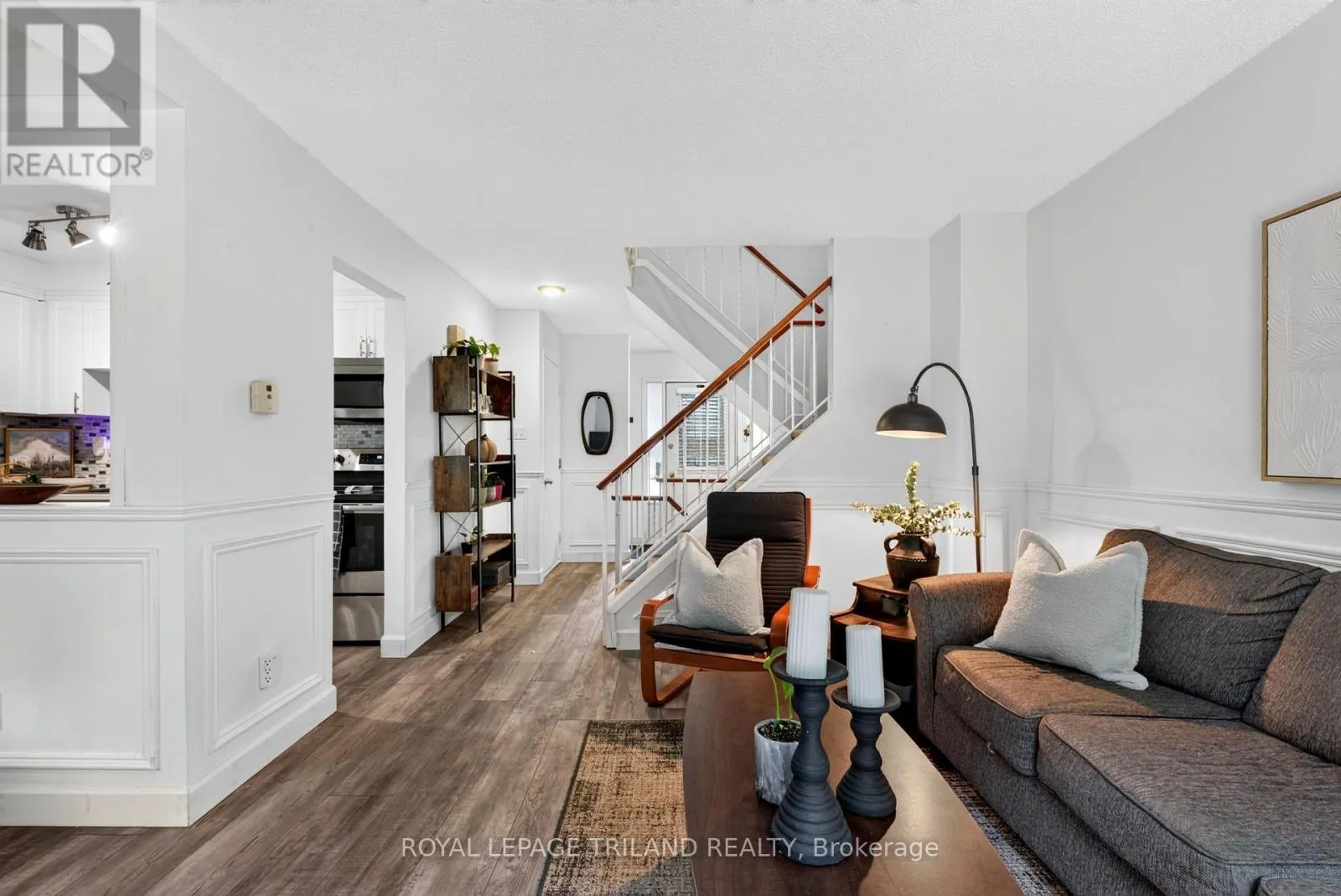 2 - 183 FERGUSON DRIVE #2