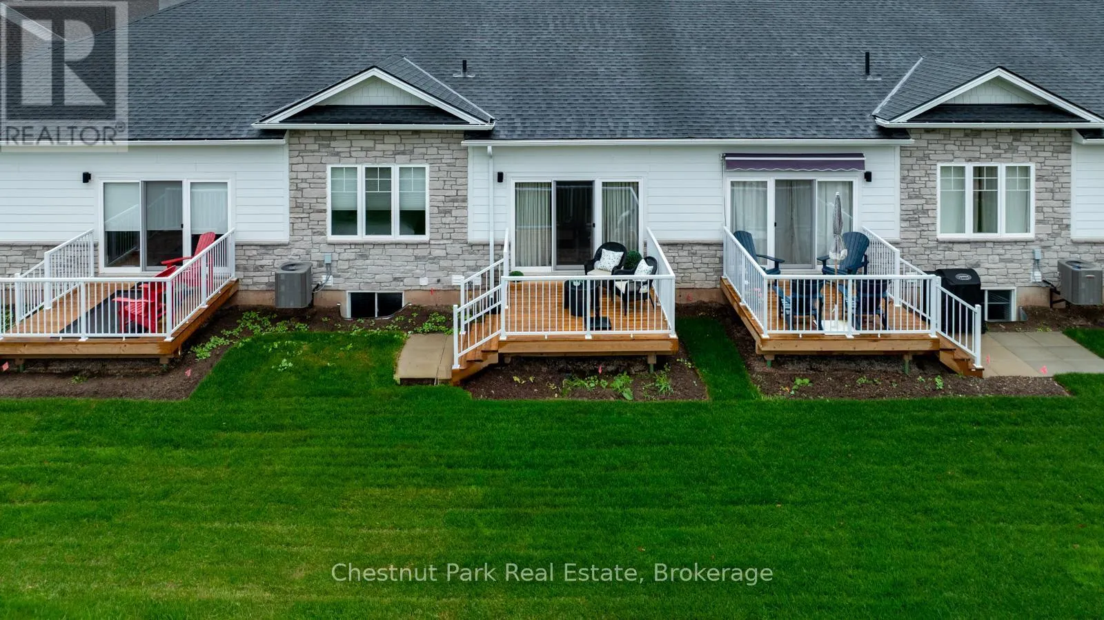 161 HAWTHORN CRESCENT