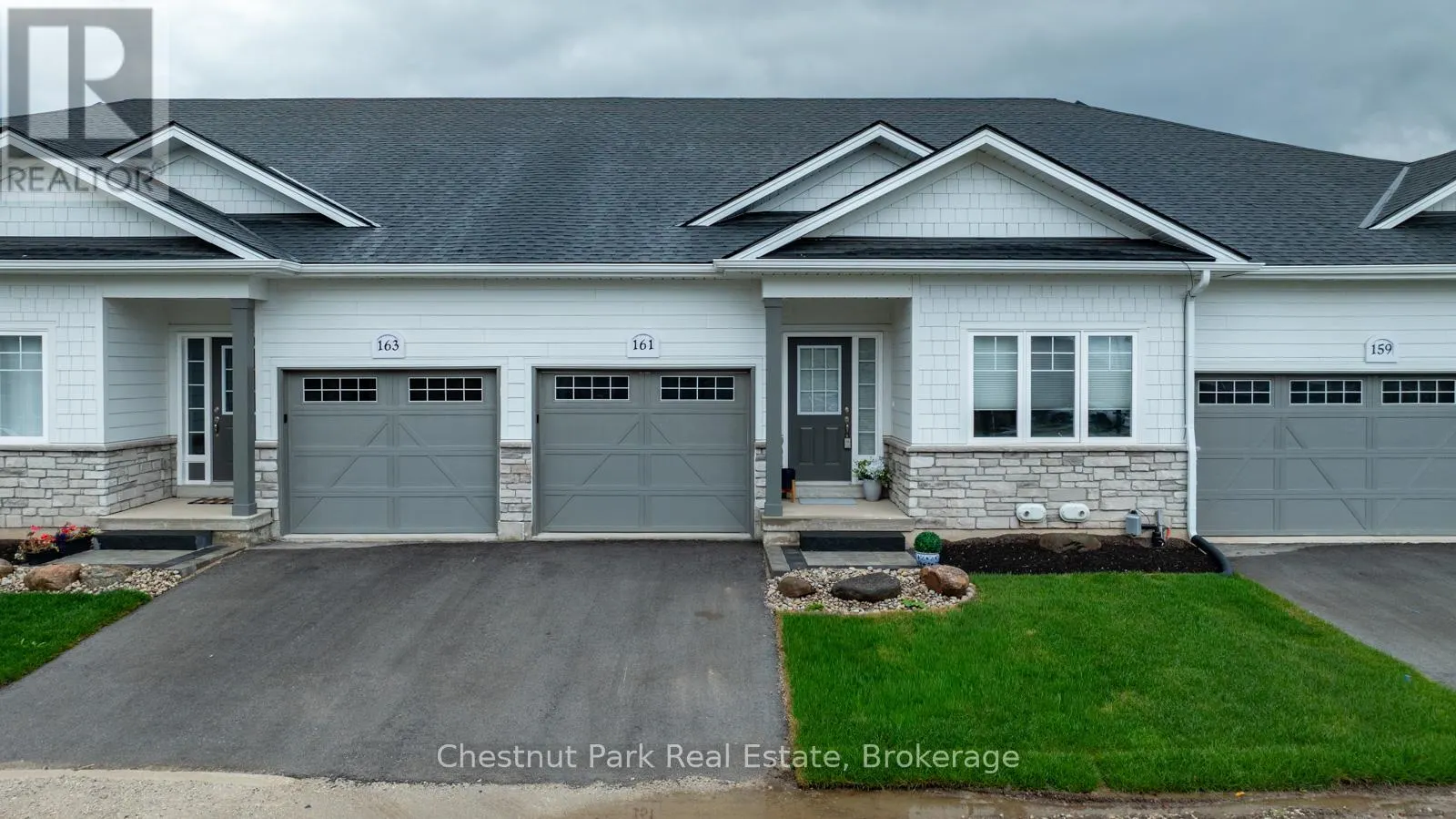 161 HAWTHORN CRESCENT