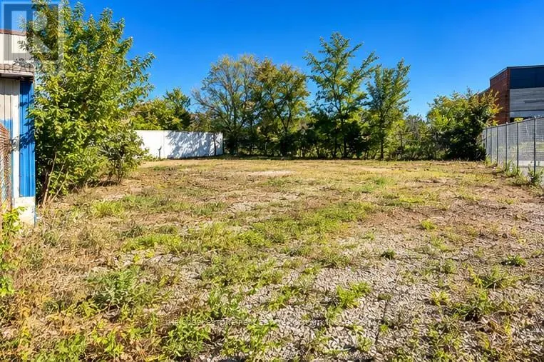 355 CABANA ROAD E