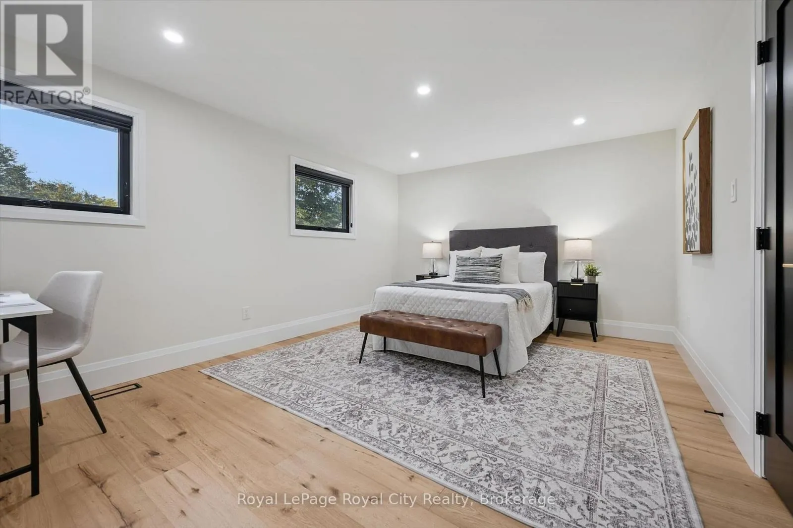 11 BRIDLEWOOD DRIVE