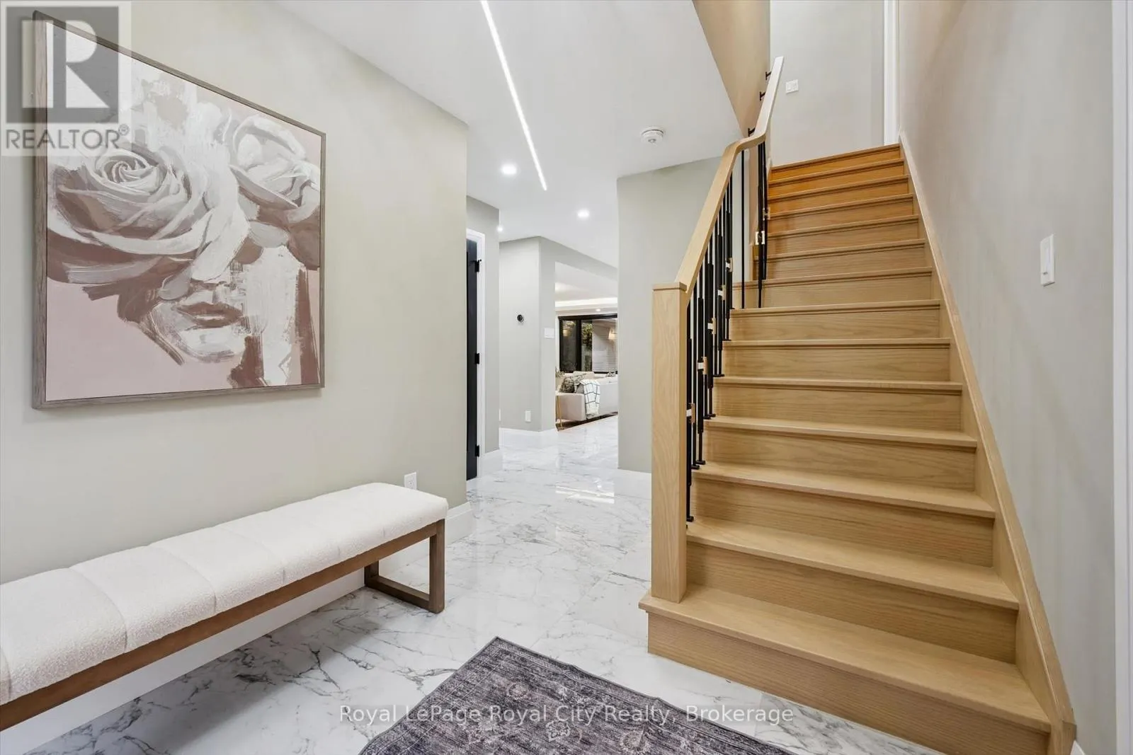 11 BRIDLEWOOD DRIVE