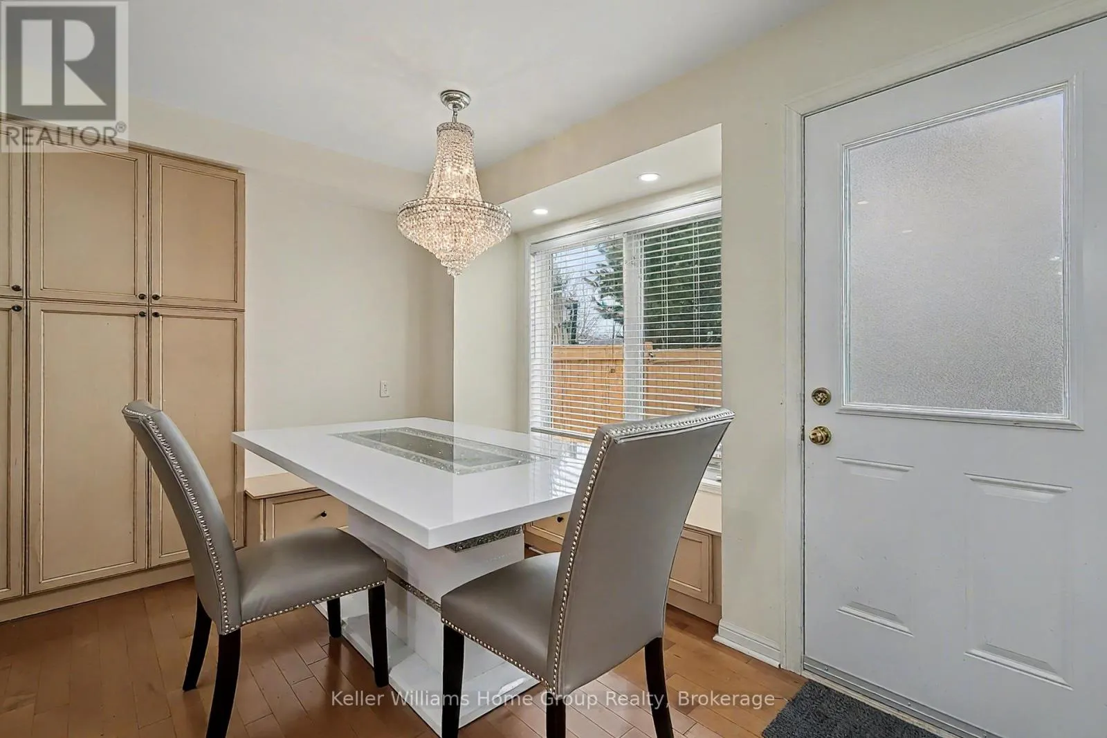 UPPER - 24 BAINTREE WAY #Upper