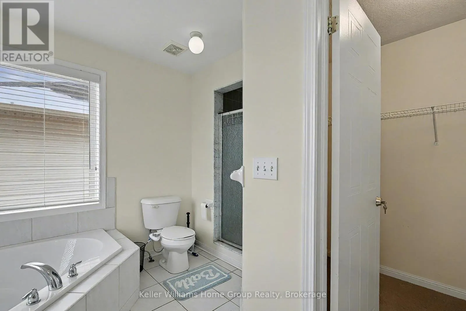 UPPER - 24 BAINTREE WAY #Upper