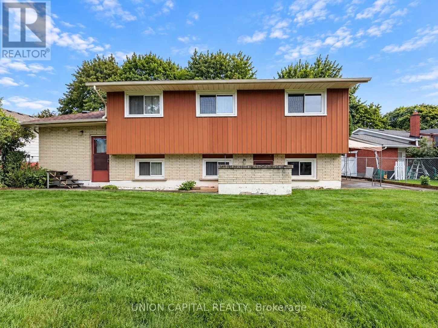21 CROYDON DRIVE