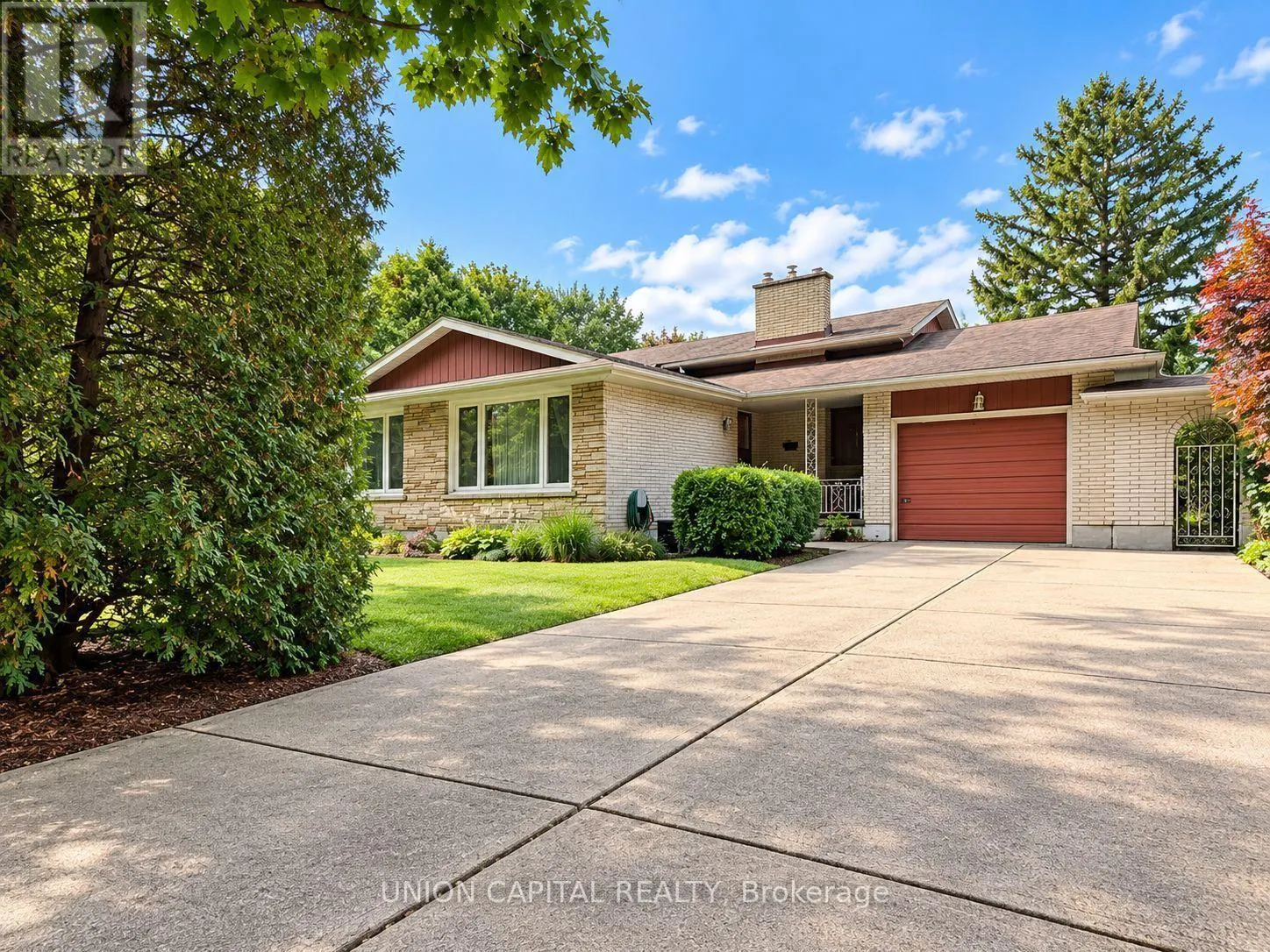 21 CROYDON DRIVE