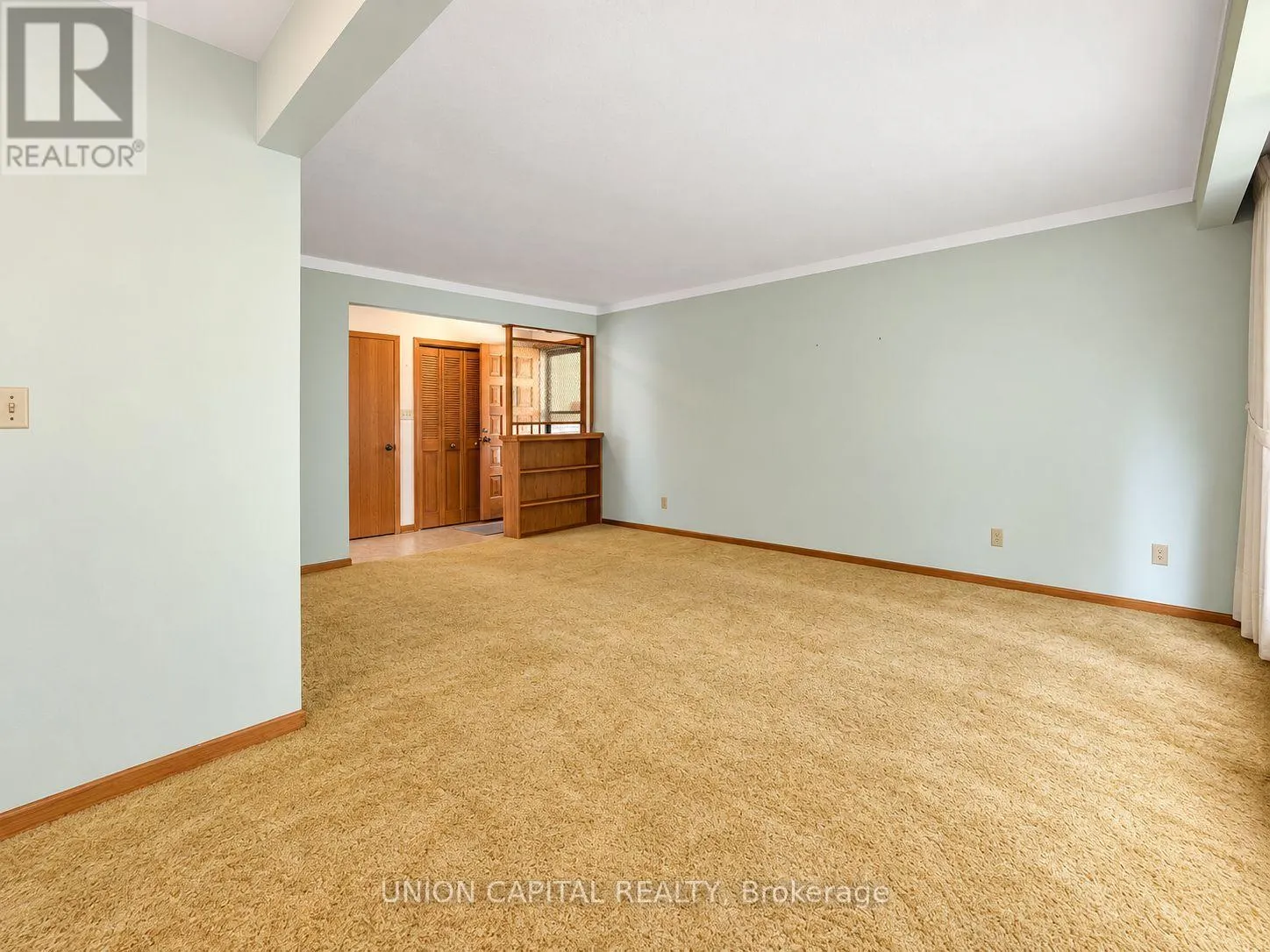 21 CROYDON DRIVE