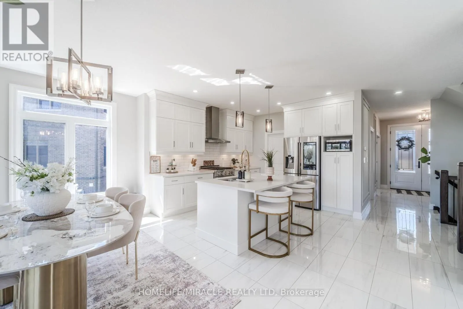 245 TAMARACK BOULEVARD