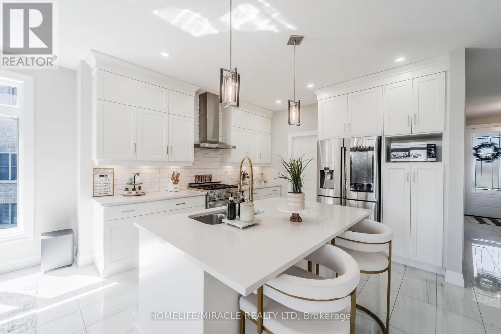 245 TAMARACK BOULEVARD