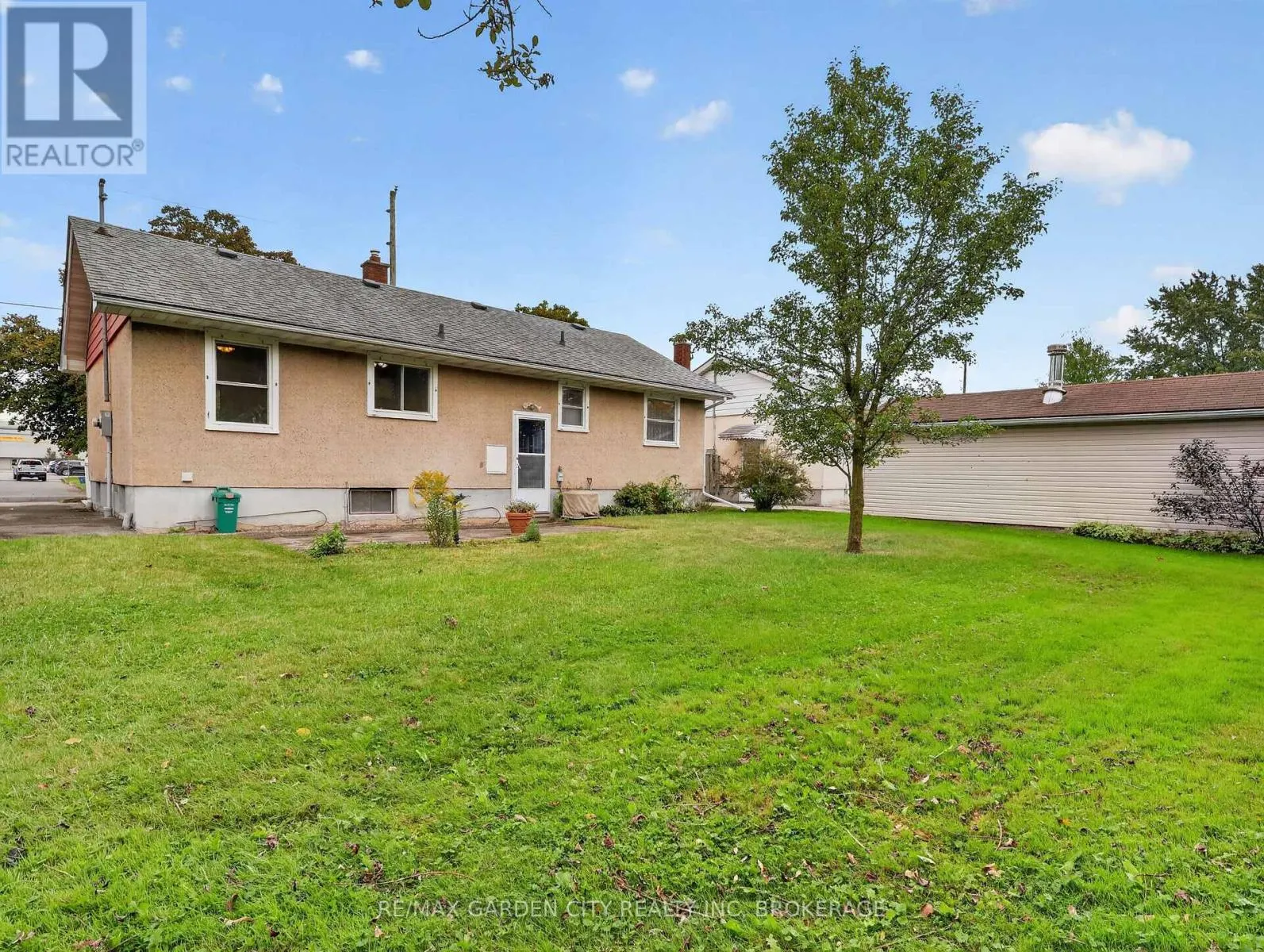 94 JACOBSON AVENUE