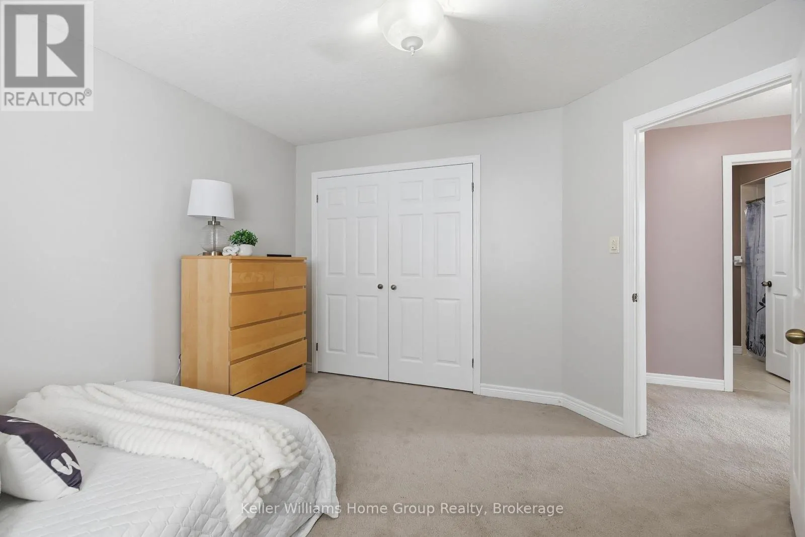 31 VINIFERA DRIVE