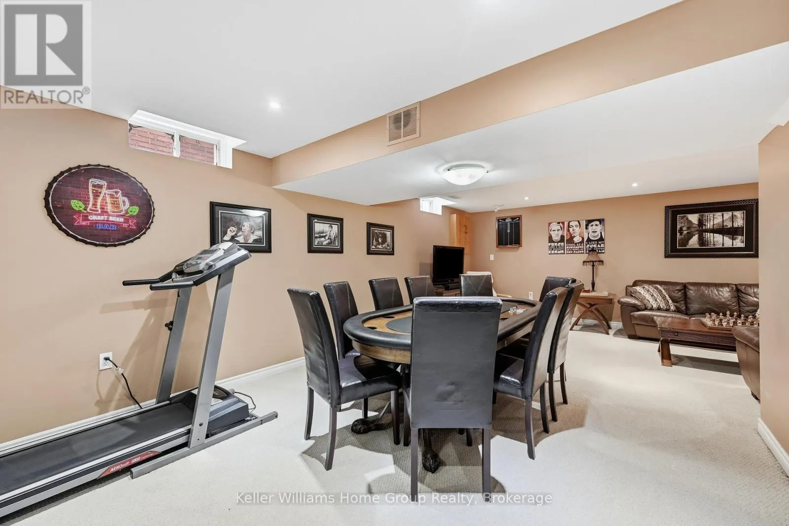 31 VINIFERA DRIVE