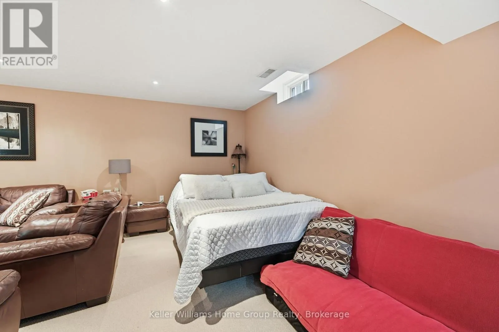31 VINIFERA DRIVE