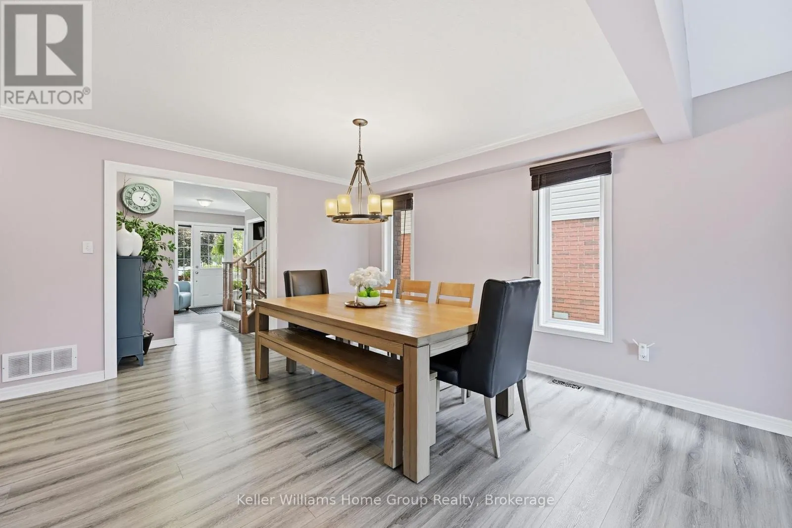 31 VINIFERA DRIVE