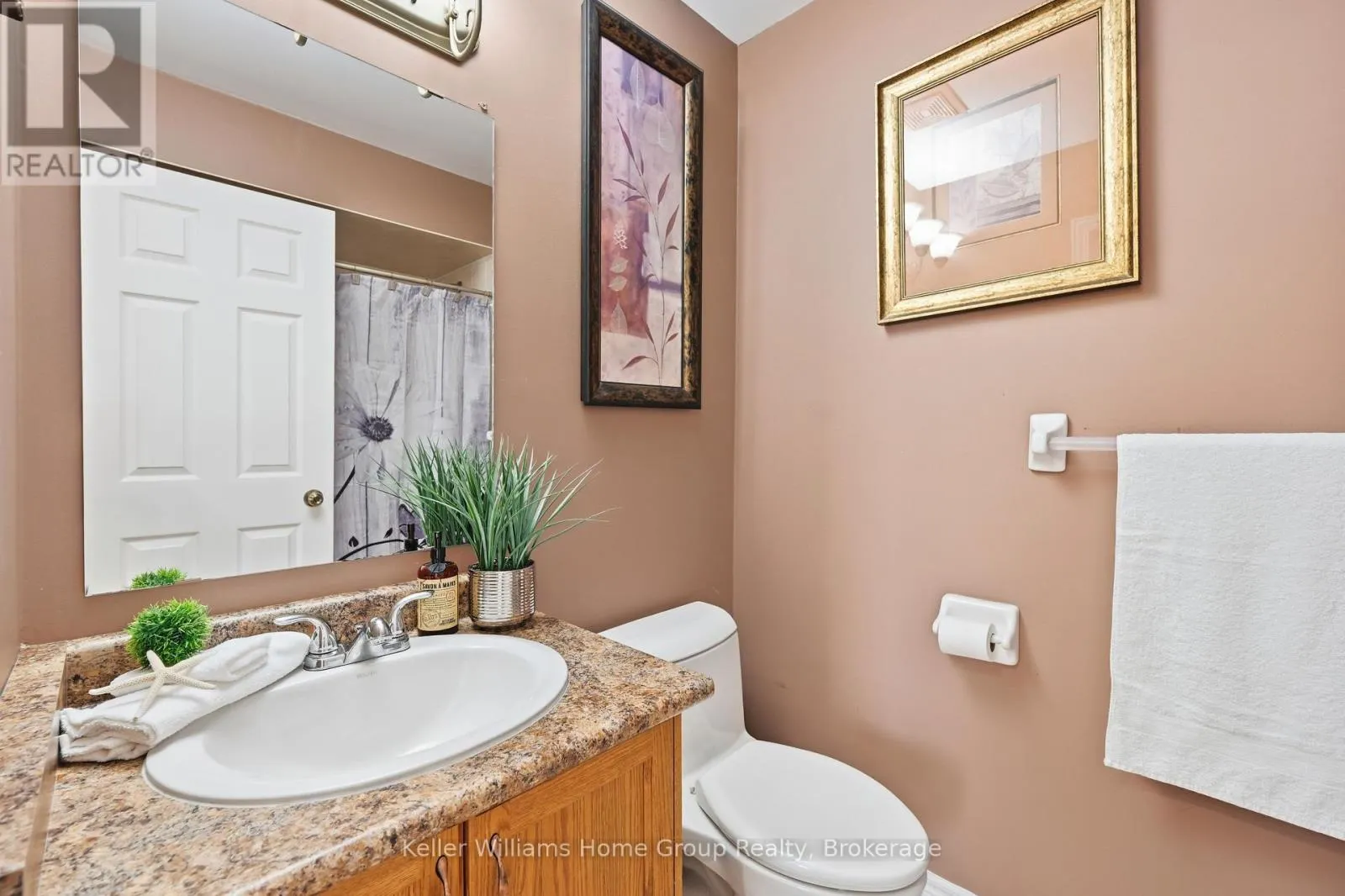31 VINIFERA DRIVE